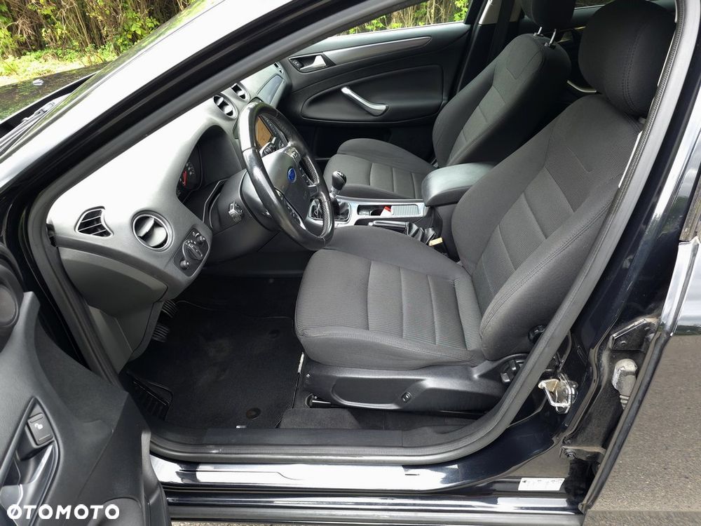 Ford Mondeo 2.0 TDCi Titanium - 9