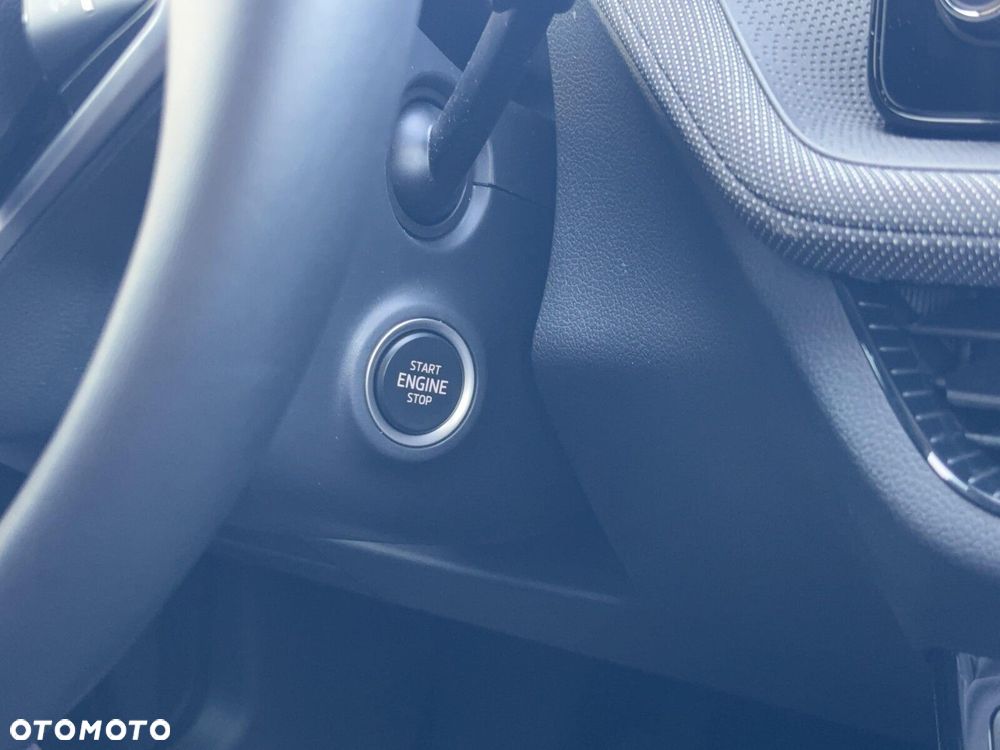 Skoda Fabia 1.0 TSI Selection - 25