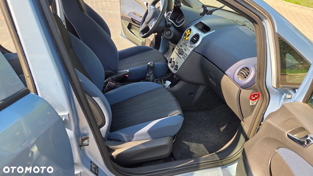 Opel Corsa 1.2 16V - 7