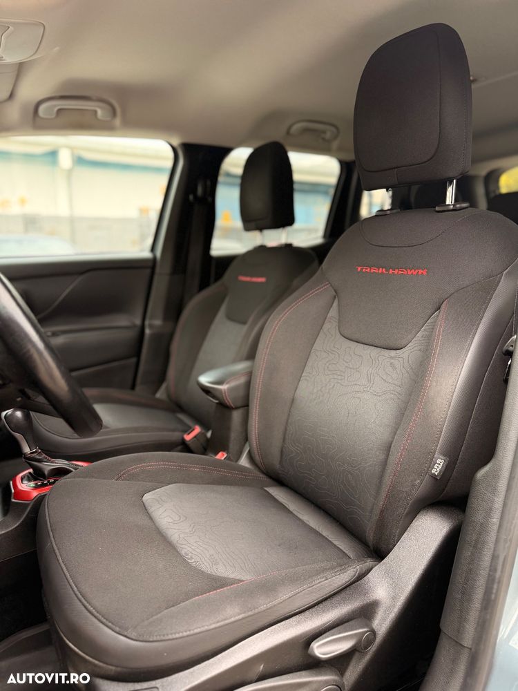 Jeep Renegade 2.0 M-Jet 4x4 AT Trailhawk - 17