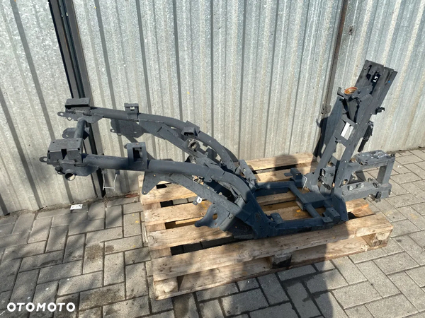Rama Peugeot Metropolis 400  Prosta 100%