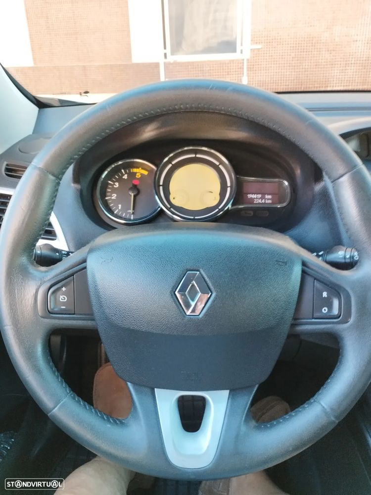 Renault Mégane Sport Tourer 1.5 dCi Dynamique - 12