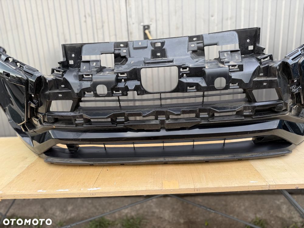 Zderzak przedni Mitsubishi Eclipse cross 18- - 4