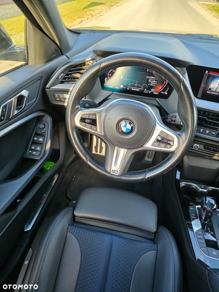 BMW Seria 1 118d Edition M Sport Shadow - 13