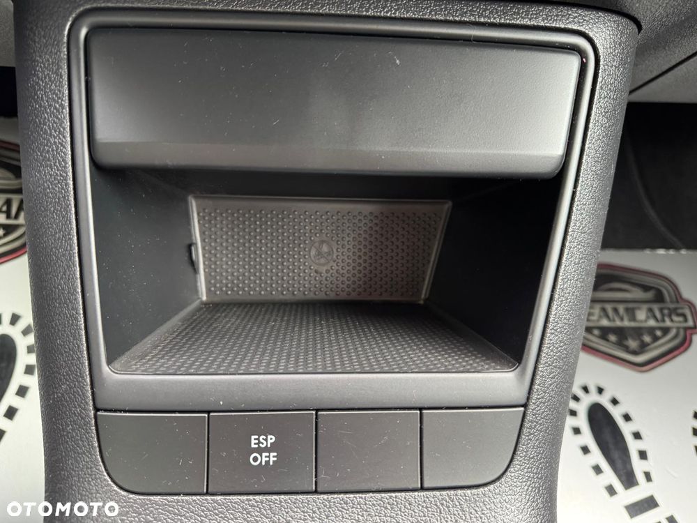 Volkswagen Golf Plus - 26