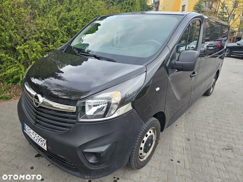 Opel Vivaro - 1