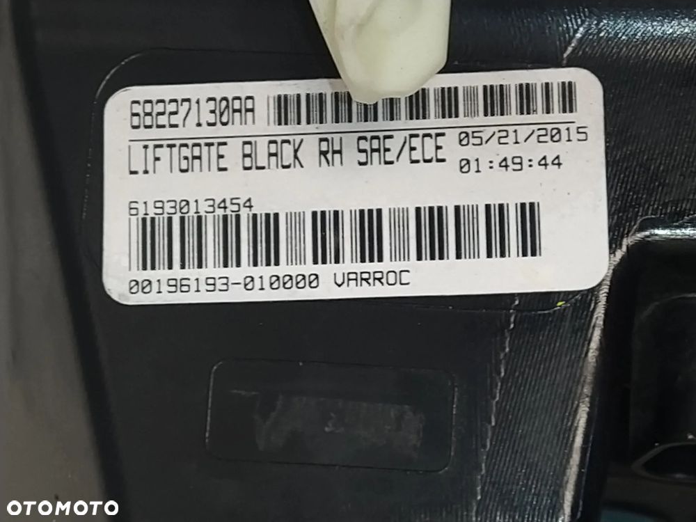 DODGE JOURNEY 14- FIAT FREEMONT 11- LAMPA PRAWA TYŁ TYLNA - 11