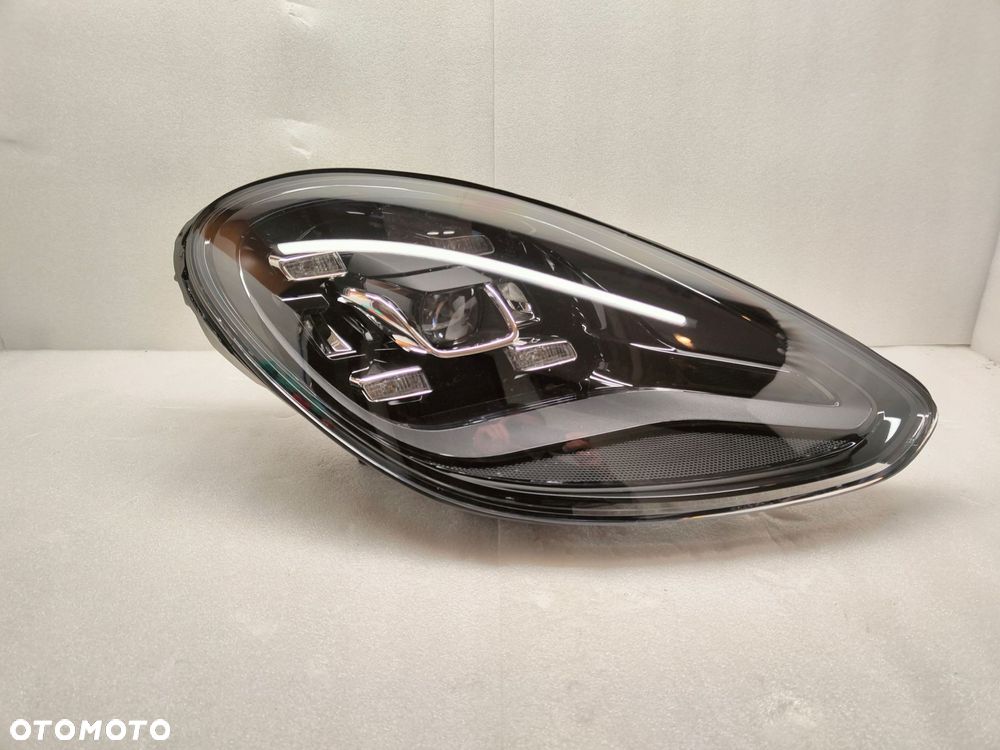 porsche panamera ii 971 full led lampa prawy przód 971941032f - 1