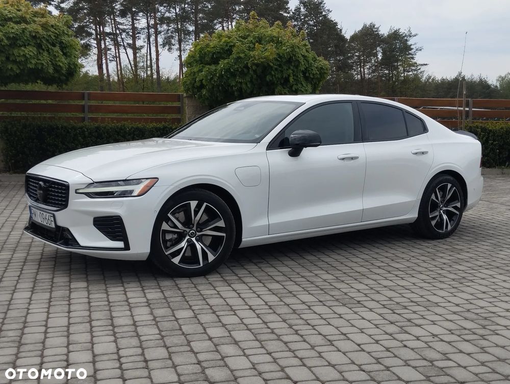 Volvo S60 T8 Recharge AWD Plus Dark - 3