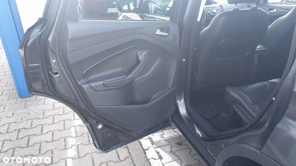 Ford Kuga 2.0 TDCi 4x4 Titanium - 13