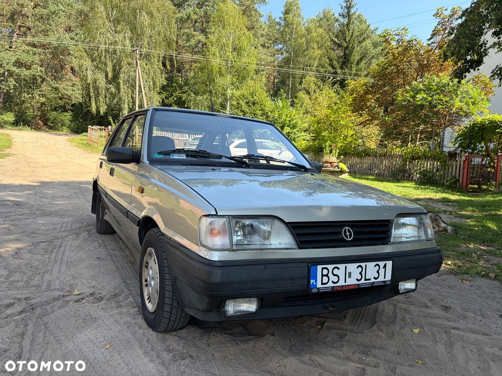 Polonez Caro - 1