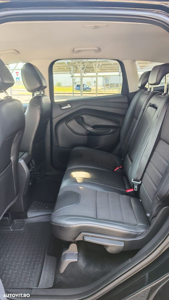 Ford Kuga 2.0 TDCi Powershift 4WD Titanium - 21