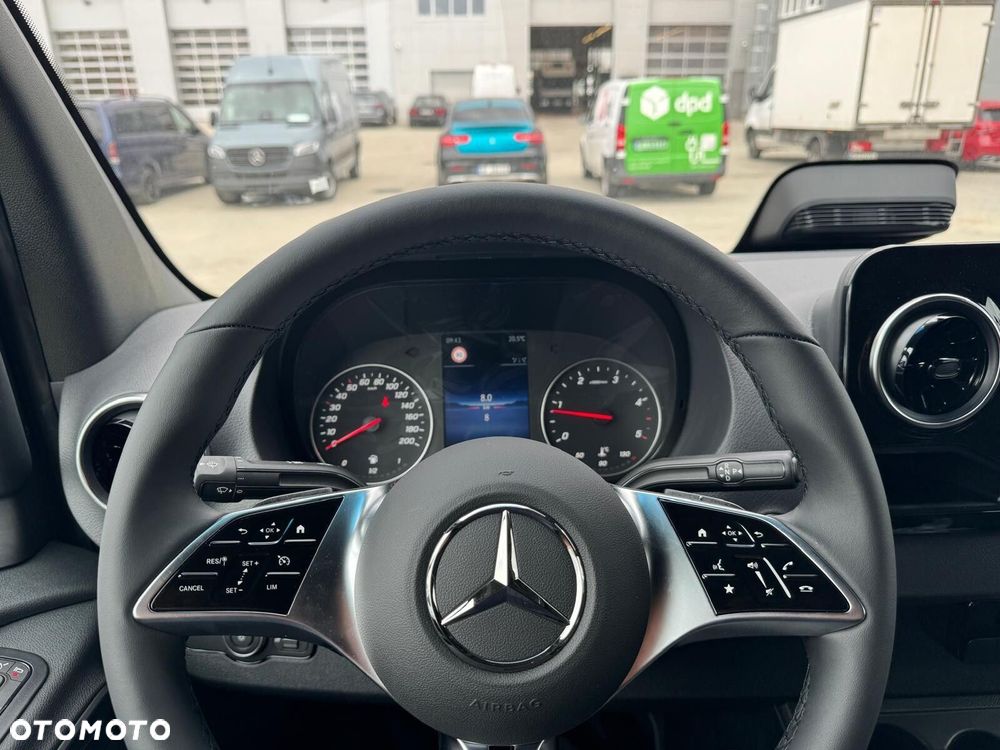Mercedes-Benz Sprinter Furgon 317 cdi L3H2 - 33