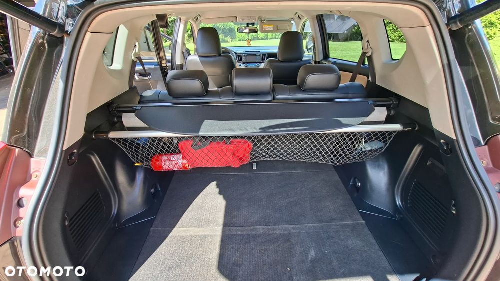 Toyota RAV4 2.0 D-4D Premium - 20