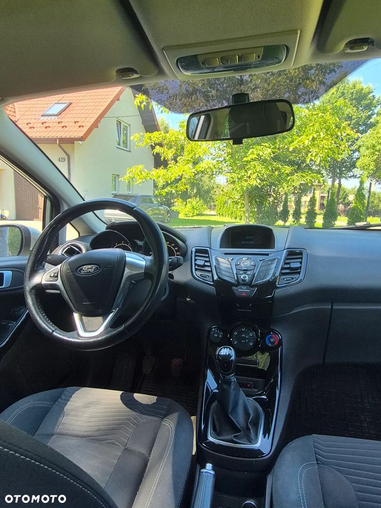 Ford Fiesta - 6