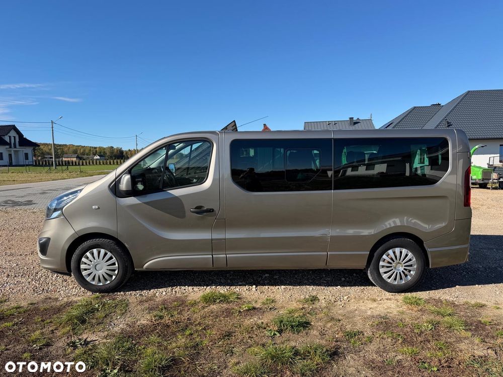 Opel Vivaro - 8