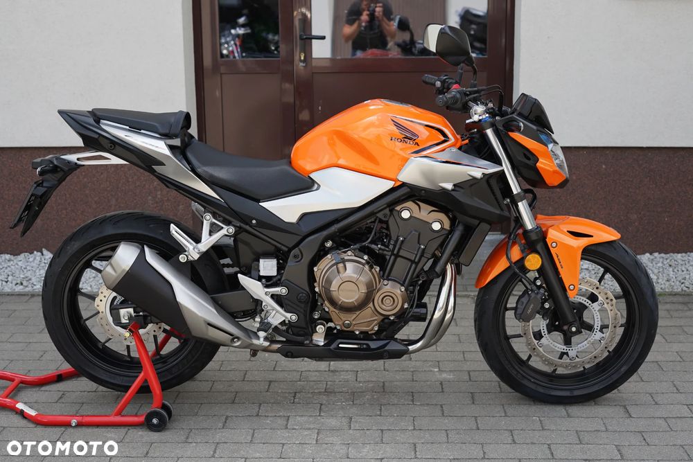 Honda CB - 3