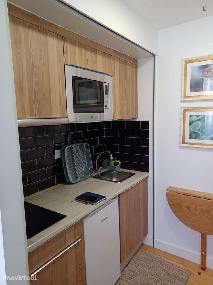 Estúdio - localizado em Montarroio Coimbra - Grande imagem: 2/9