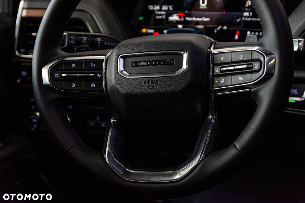 GMC Yukon - 20