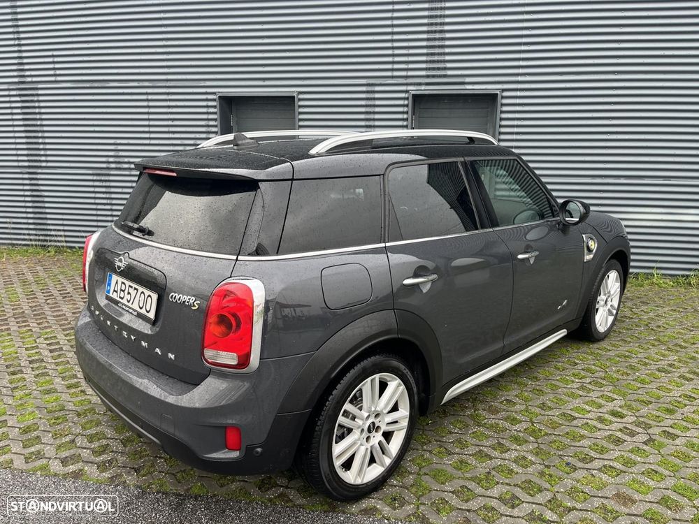 MINI Countryman Cooper SE ALL4 Auto - 17