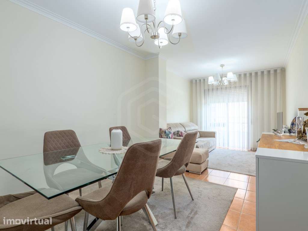 Apartamento T2 no centro de Esmoriz - 1.º andar, conforto e proximi... - Grande imagem: 2/24
