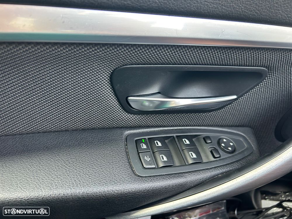 BMW 320 Gran Turismo d Auto Line Luxury - 9