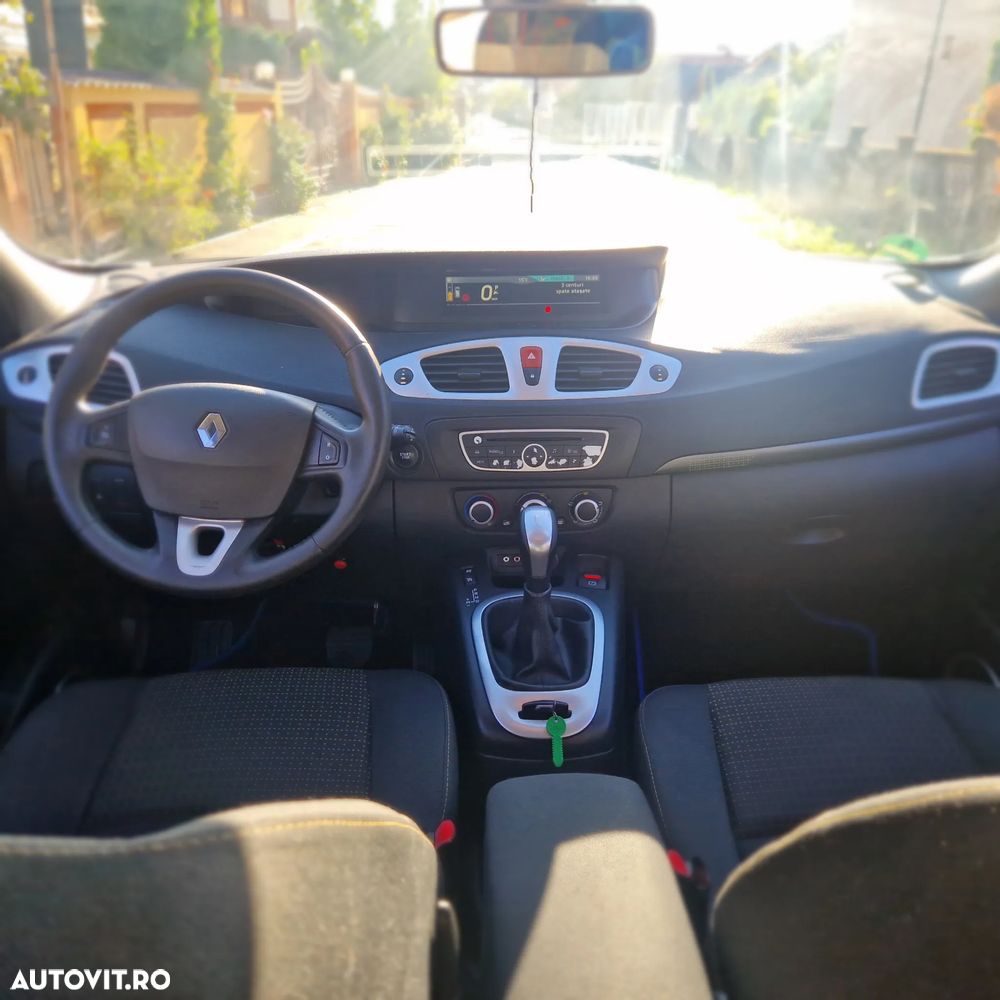 Renault Grand Scenic - 5
