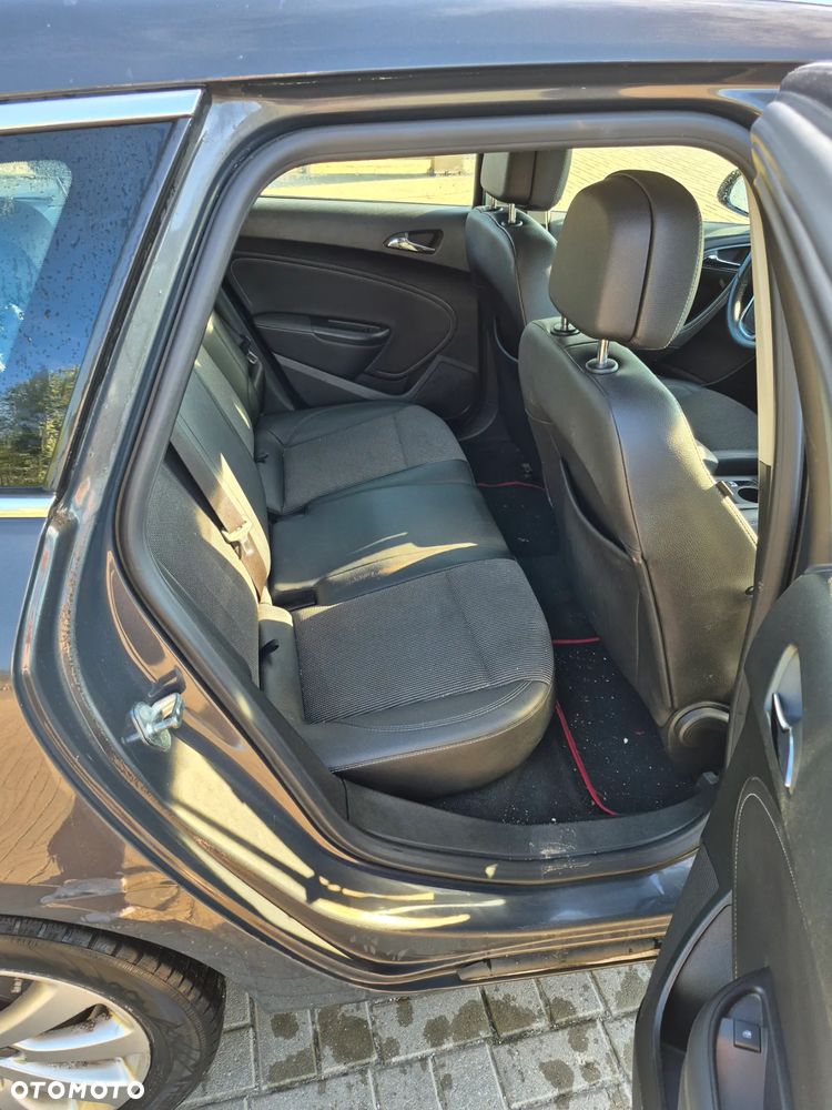 Opel Astra 1.7 CDTI Cosmo - 7