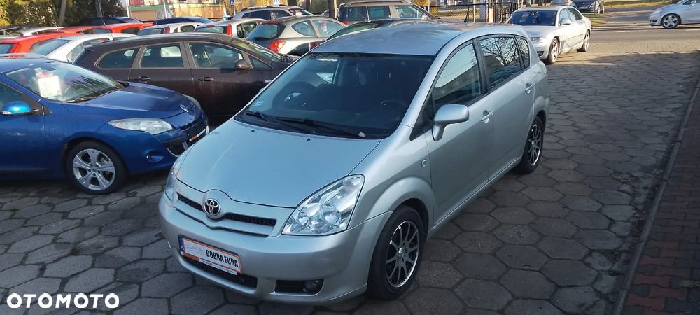 Toyota Corolla Verso 2.2 D-4D Gold + 7os - 1