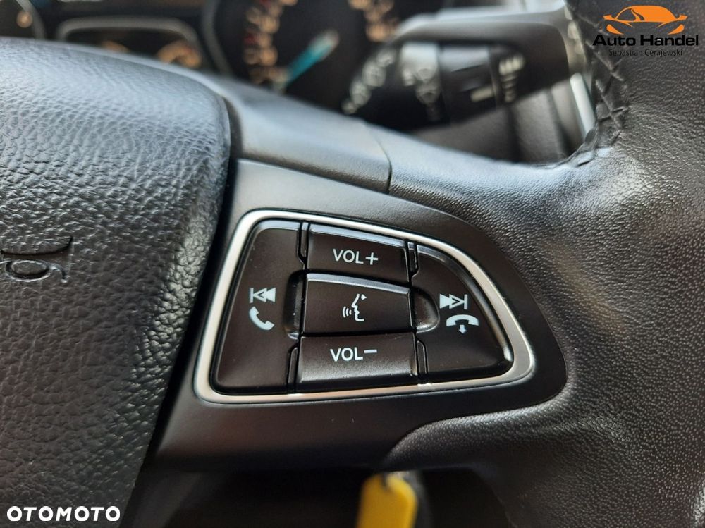 Ford Focus 1.0 EcoBoost STart-Stopp-System TITANIUM - 22