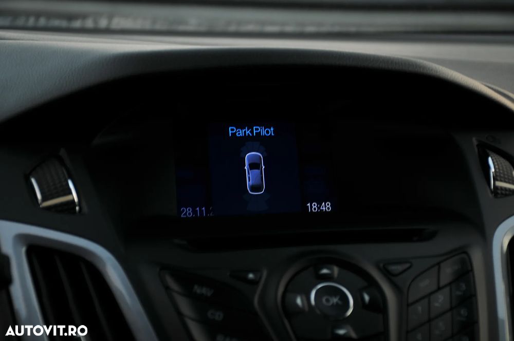 Ford Focus - 13