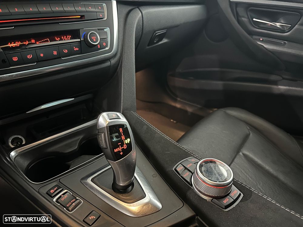 BMW 320 d Auto Pack M - 15