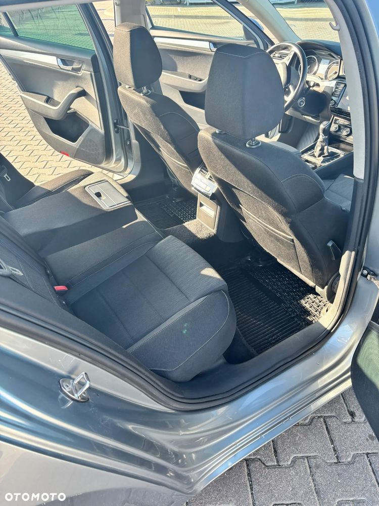 Skoda Superb 2.0 TDI Ambition - 18