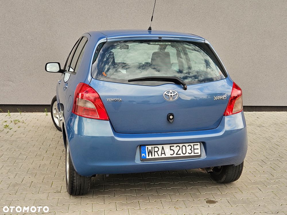 Toyota Yaris 1.3 VVT-i Luna - 3