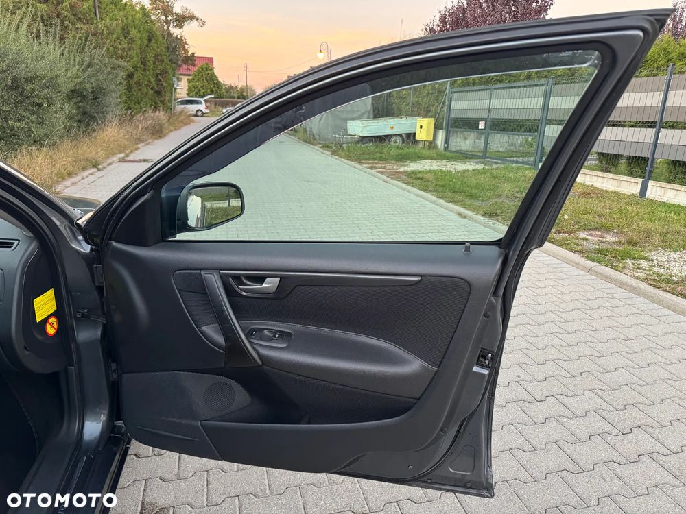 Volvo S60 - 16