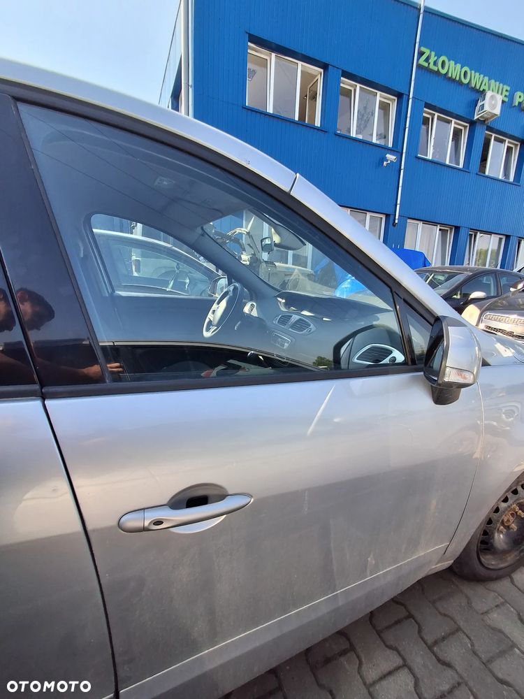 RENAULT SCENIC III 08-12 na części - 3