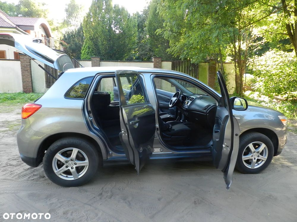 Mitsubishi ASX - 8