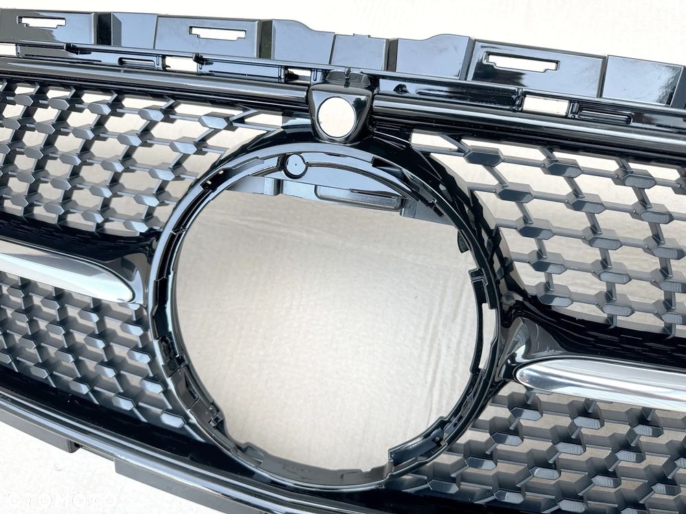 ATRAPA GRILL Mercedes E-klasa W213 W238 Lift - AMG - 4