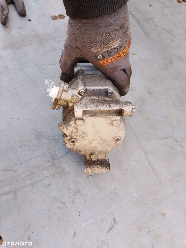 sprężarka klimatyzacji mazda cx5 i lift 2.2 d f500-jubca-07 - 3