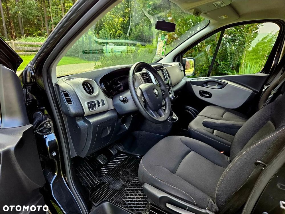 Renault Trafic - 18