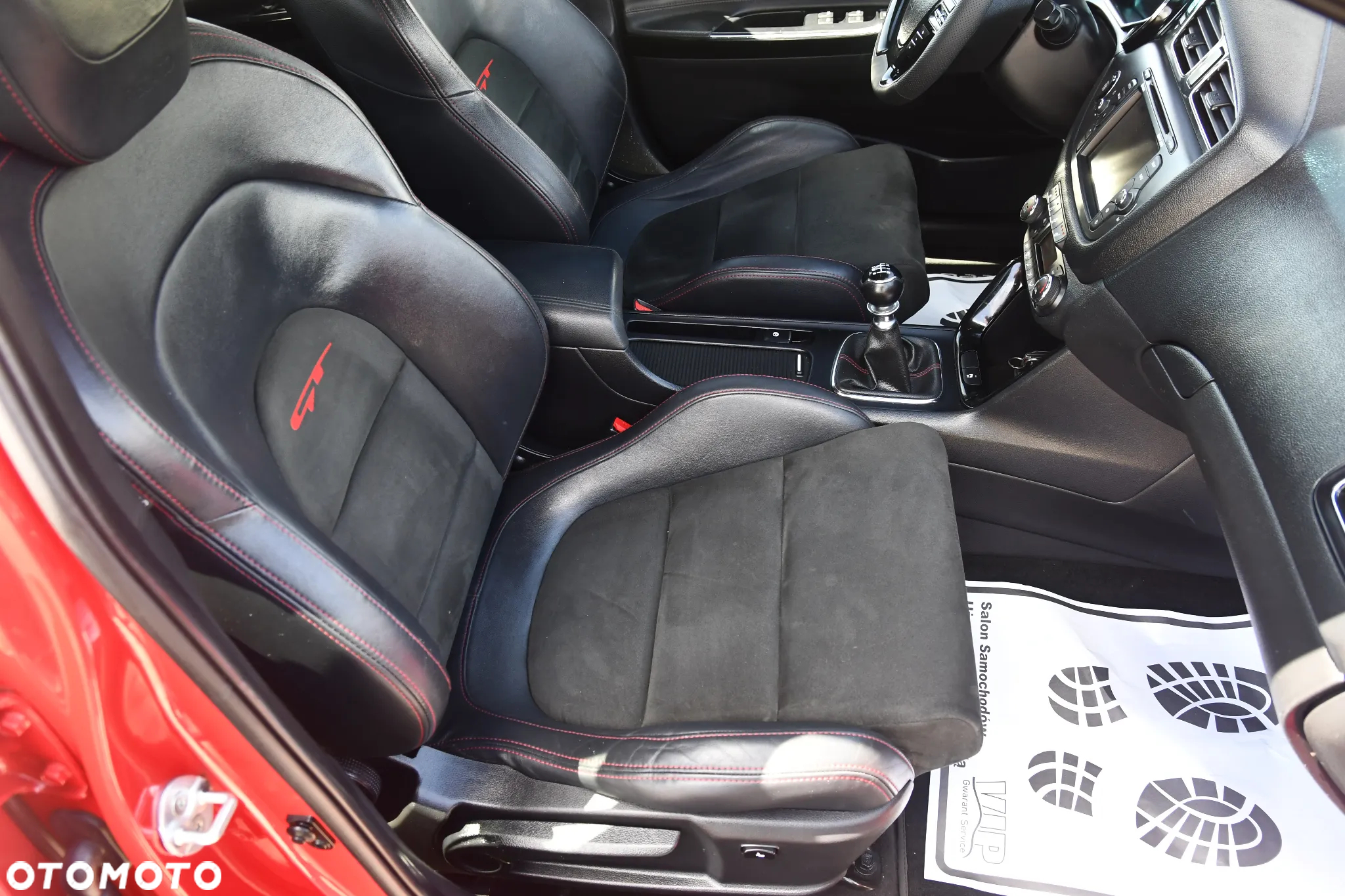 Kia Ceed 1.6 T-GDI GT - 28