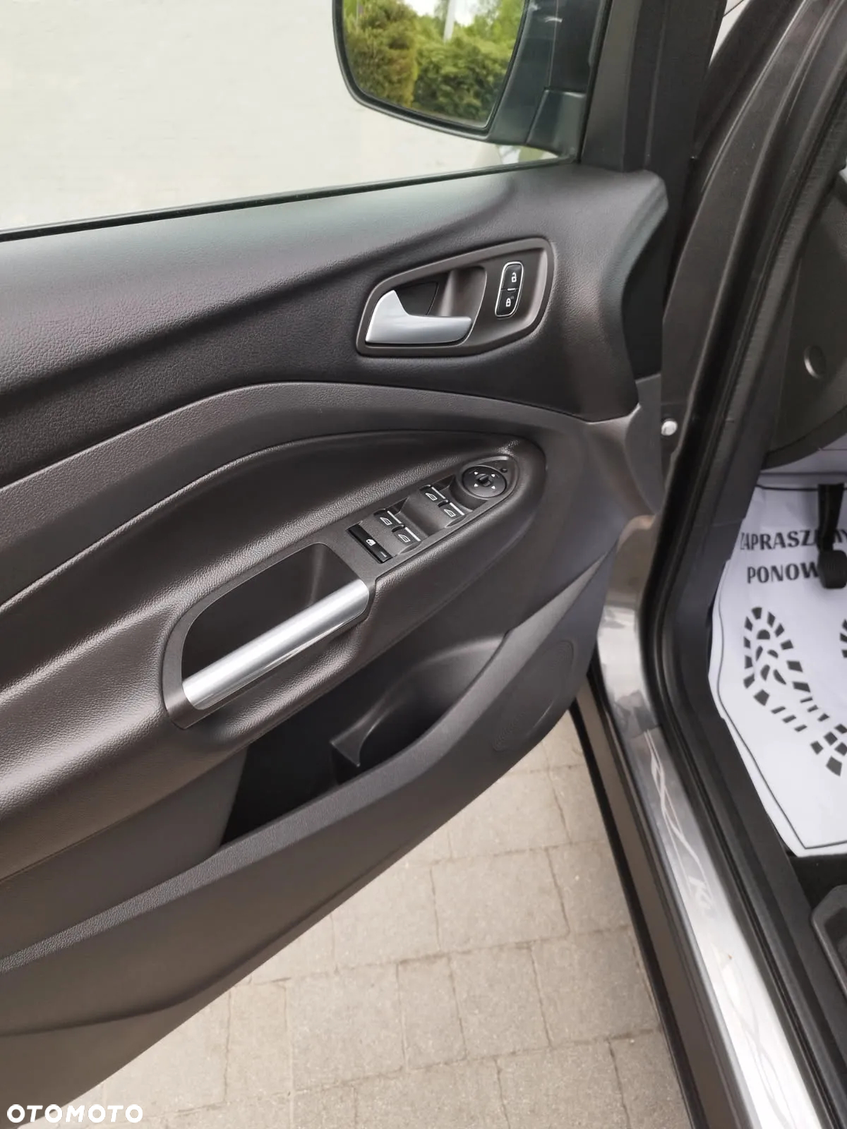 Ford Kuga 1.5 EcoBoost 2x4 Titanium - 26