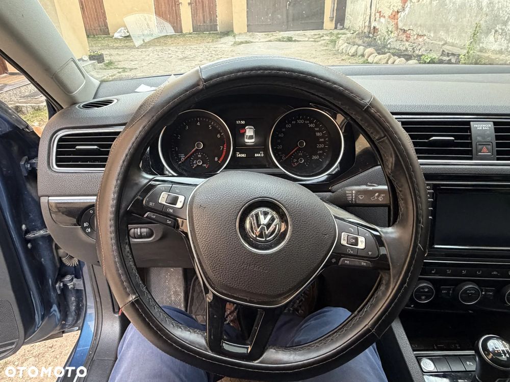 Volkswagen Jetta 1.4 TSI BMT Highline - 19
