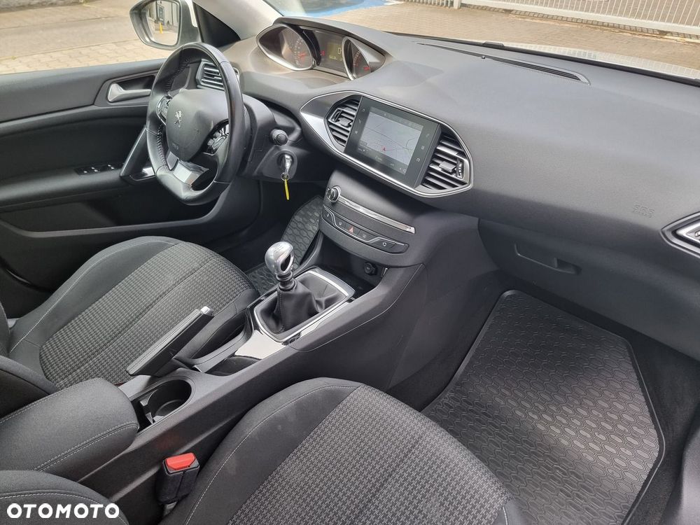 Peugeot 308 1.5 BlueHDi Active S&S - 17