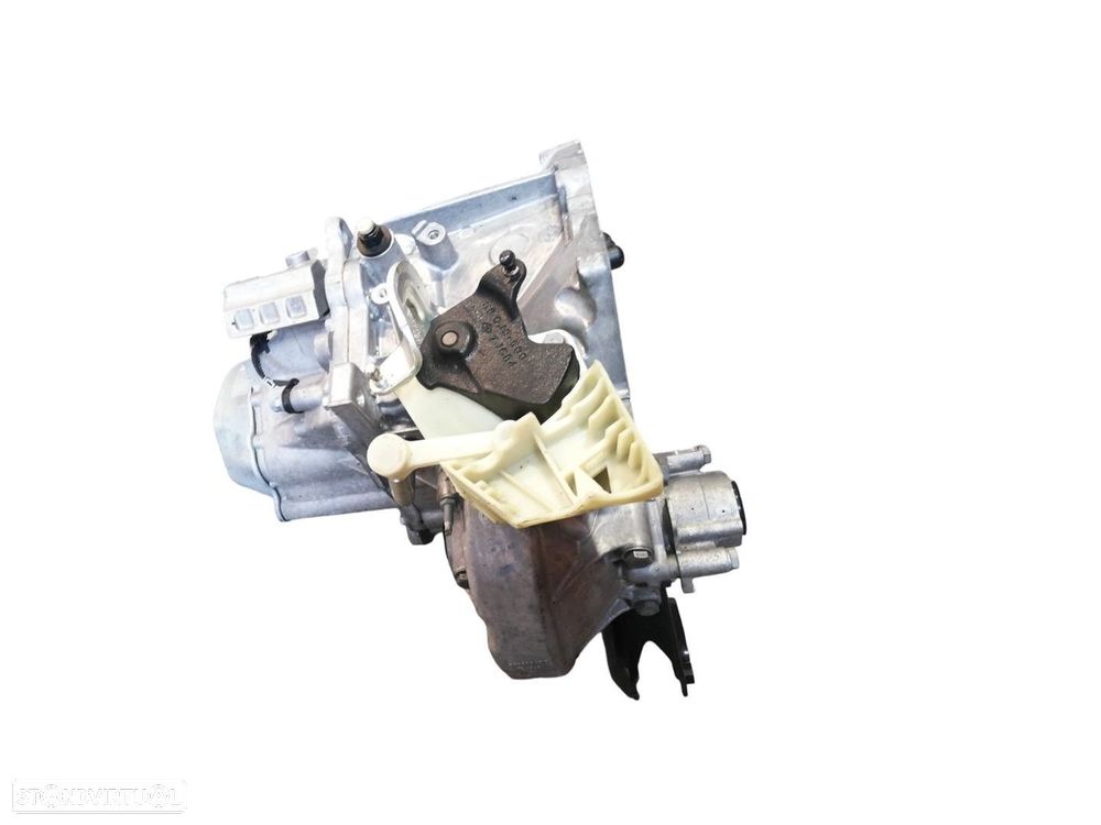 CAIXA VELOCIDADES PEUGEOT 2008 2016 - 1