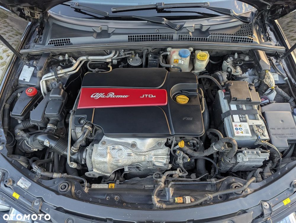 Alfa Romeo 159 2.0JTDM Sport Plus - 29