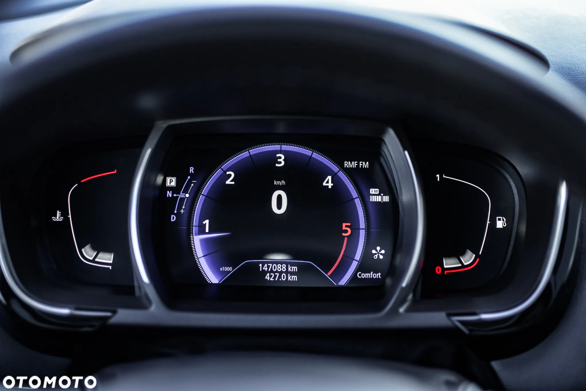 Renault Espace 1.6 dCi Energy Magnetic EDC - 13