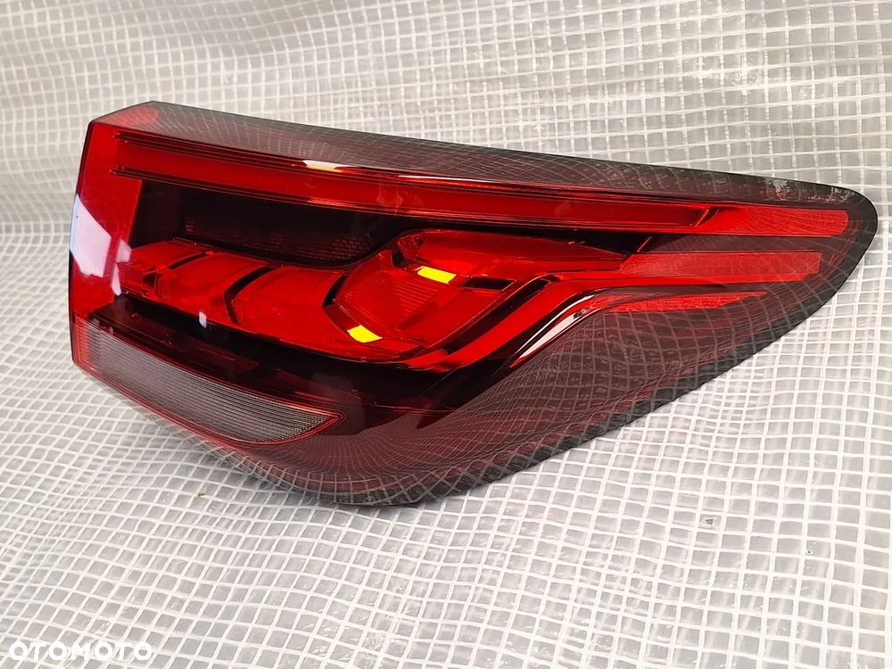 lampa tyl tylna prawa mg zs ezs lift led 2020-2025 10571682 europa orginal demontaz - 2