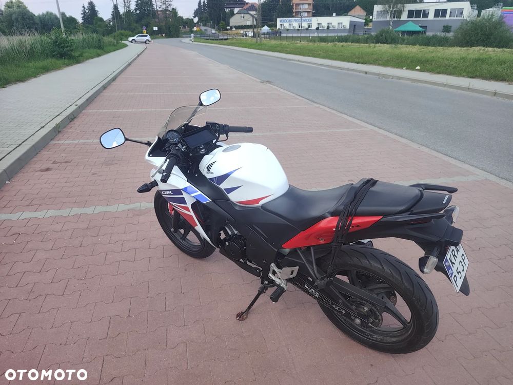Honda CBR - 1