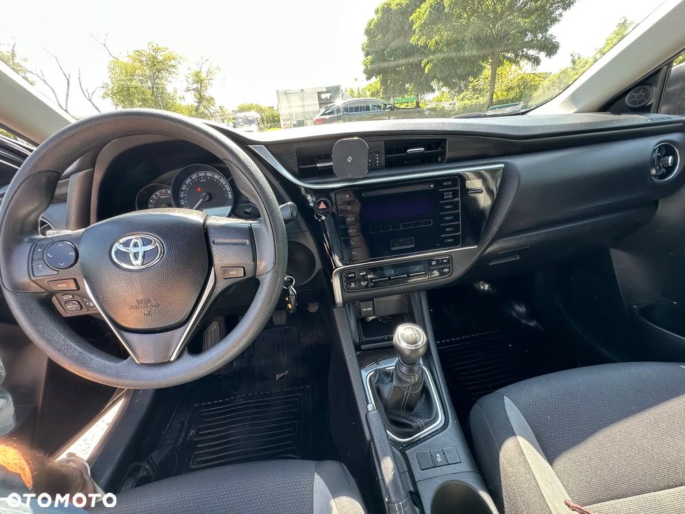 Toyota Auris 1.33 VVT-i Life Comfort - 14